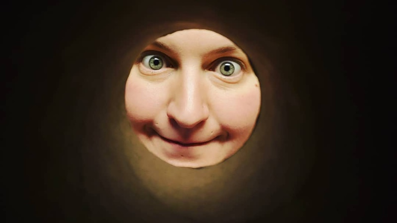 Illustration for article titled Selfies y papel higiénico: el último meme viral es tan maravillosamente estúpido que hemos tenido que hacerlo